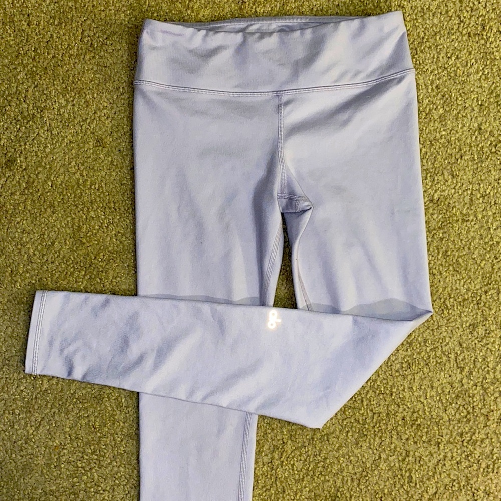 Alo yoga pants size small.